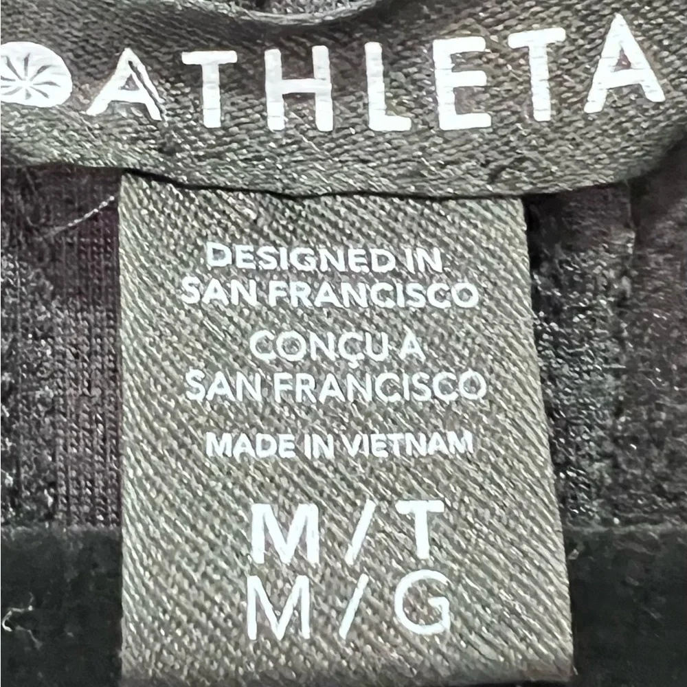 Athleta preowned chic